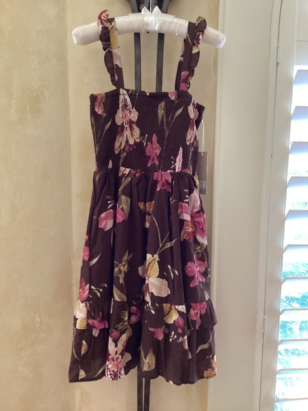FLORAL AUSTRALIAN SUNDRESS - NEW -SIZE XS